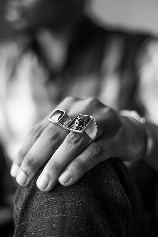 Trouvez la chevalière parfaite pour exprimer votre personnalité